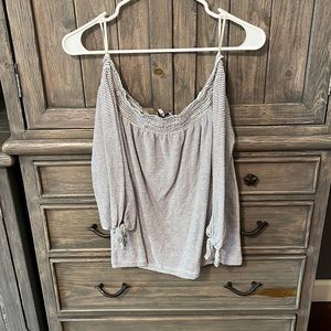 Lucky brand shirt very cute euc smoke free house
